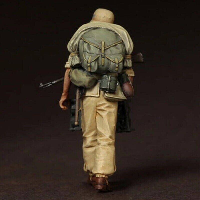 1/35 Resin Model Kit German Soldier Fallschirmjager WW2 Unpainted - Model-Fan-Store