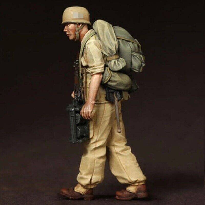 1/35 Resin Model Kit German Soldier Fallschirmjager WW2 Unpainted - Model-Fan-Store