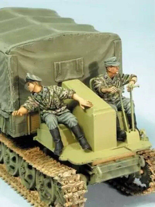 1/35 Resin Model Kit German Soldiers Infantry (no car) WW2 Unpainted - Model-Fan-Store