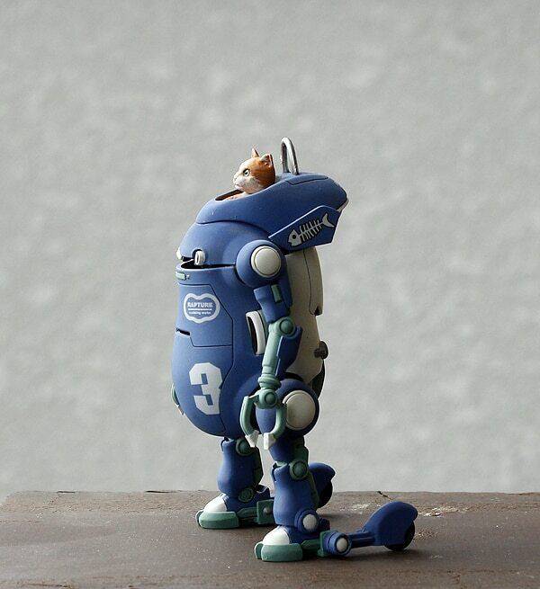 1/35 Resin Model Kit Planet of Cats A Cat in the Exoskeleton Unpainted Conversion Unassembled - Model-Fan-Store