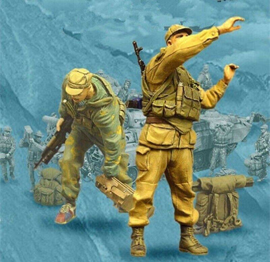 1/35 Resin Model Kit Russian Soviet Soldiers Infantry Unpainted Unassembled - Model-Fan-Store