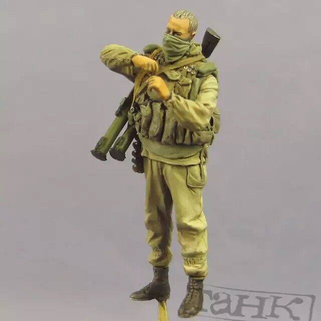 1/35 Resin Model Kit Soviet Soldiers Special Unit Unpainted - Model-Fan-Store