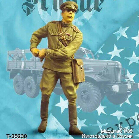 1/35 Resin Model Kit Soviet Special Officer WW2 Unpainted - Model-Fan-Store