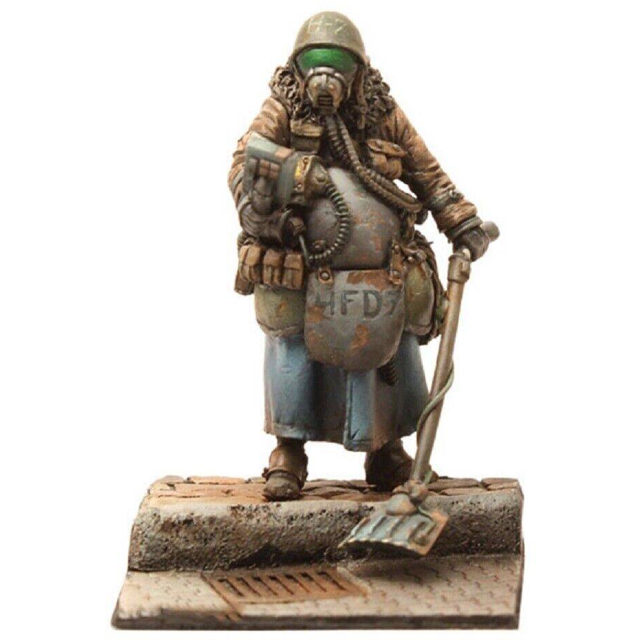 1/35 Resin Model Kit Stalker Hunter Post-Apocalypse World Unpainted - Model-Fan-Store