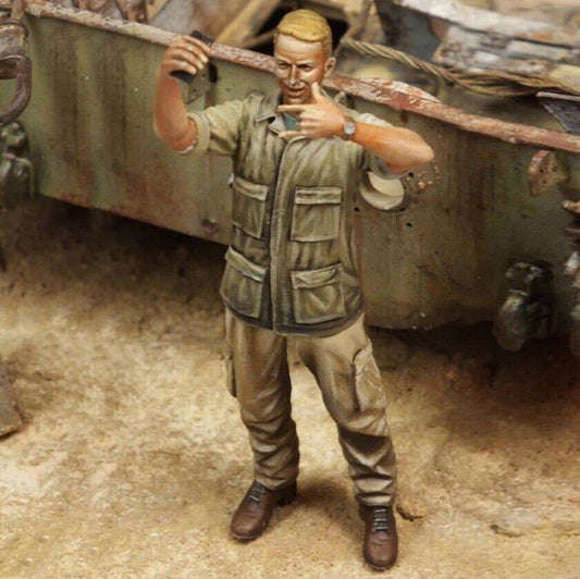 1/35 Resin Model Kit US Soldier Tank Crew Vietnam War Unpainted - Model-Fan-Store