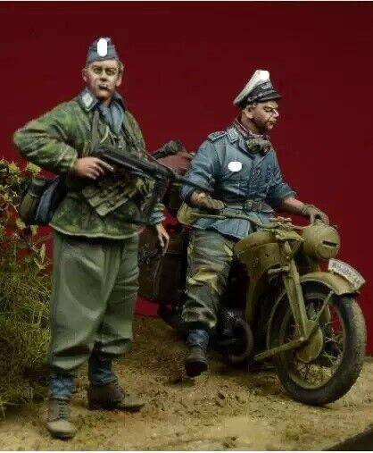 1/35 Resin Model Kit WW2 German Soldiers (no moto) Unpainted - Model-Fan-Store