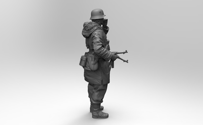1/16 3D Print Model Kit Winter German Soldier Infantryman WW2 Unpainted