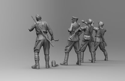 1/35 - 1/16 5pcs 3D Print Model Kit Soviet Soldiers with Artillery Gun WW2 Unpainted