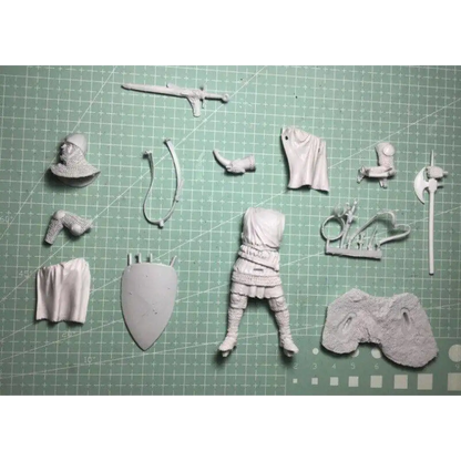 1/24 Resin Model Kit Medieval Knight Crusader Warrior Unpainted - Model-Fan-Store