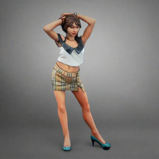 1/24 Resin Model Kit Modern Beautiful Girl Woman Sylvia Unpainted