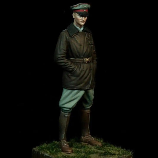 1/24 Resin Model Kit Soviet Officer Red Army WW2 Unpainted - Model-Fan-Store