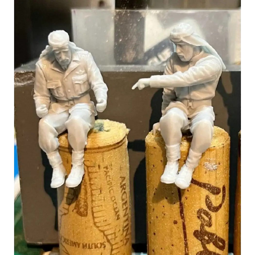 1/35 2pcs Resin Model Kit British Soldiers Desert Patrol no car WW2 Unpainted - Model-Fan-Store