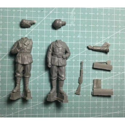 1/35 2pcs Resin Model Kit German Soldier & Italian Soldier Checkpoint WW2 Unpainted - Model-Fan-Store