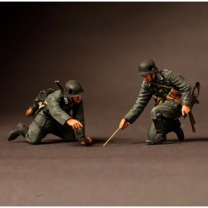 1/35 2pcs Resin Model Kit German Soldiers Infantry WW2 Unpainted - Model-Fan-Store