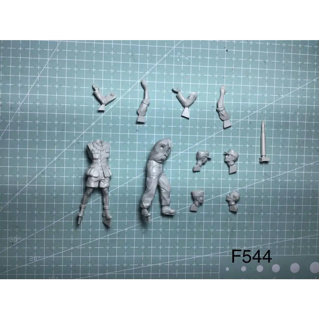 1/35 2pcs Resin Model Kit German Soldiers Tank Crew Artillery WW2 Unpainted - Model-Fan-Store