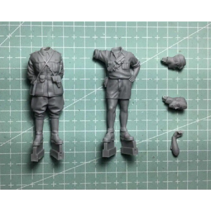 1/35 2pcs Resin Model Kit Italian Officer and Soldier WW2 Unpainted - Model-Fan-Store