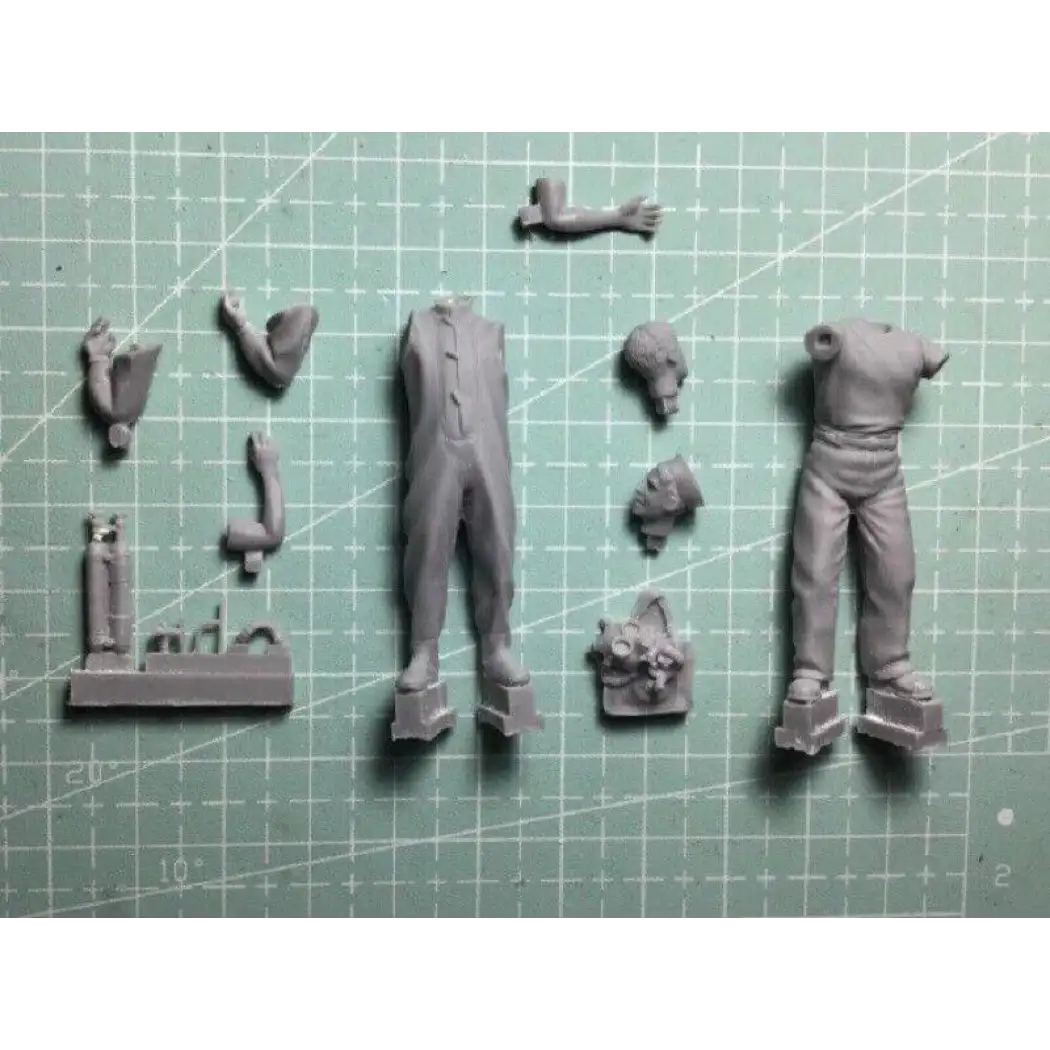 1/35 2pcs Resin Model Kit Italian Sailor and Scuba Diver WW2 Unpainted - Model-Fan-Store