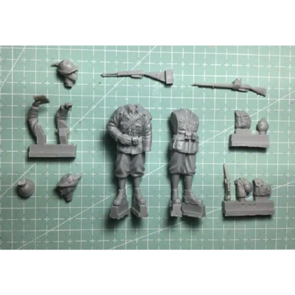 1/35 2pcs Resin Model Kit Italian Soldiers Infantry WW2 Unpainted - Model-Fan-Store