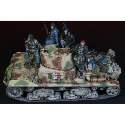 1/35 4pcs Resin Model Kit Italian Soldiers Tank Crew WW2 Unpainted - Model-Fan-Store