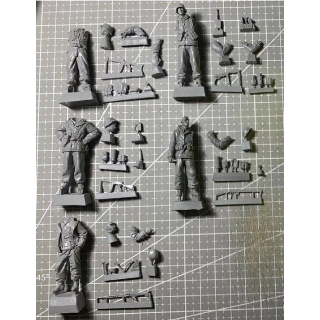 1/35 5pcs Resin Model Kit German Soldiers Winter Infantry WW2 Unpainted - Model-Fan-Store