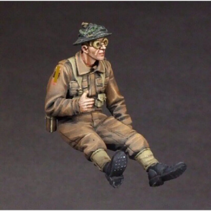 1/35 Resin Model Kit British Soldier Driver WW2 Unpainted - Model-Fan-Store