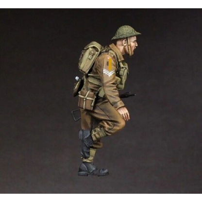 1/35 Resin Model Kit British Soldier Infantryman WW2 Unpainted - Model-Fan-Store