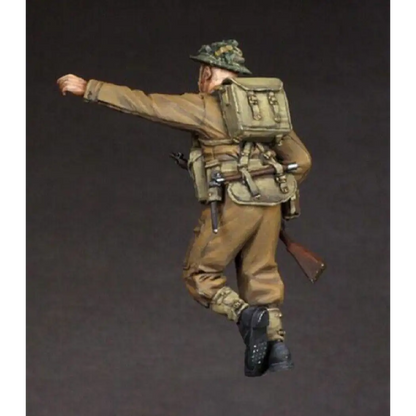 1/35 Resin Model Kit British Soldier Infantryman WW2 Unpainted - Model-Fan-Store