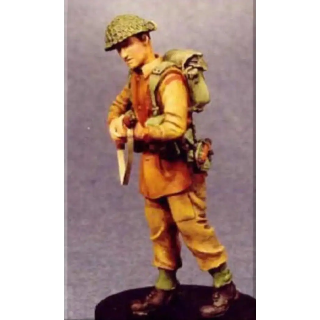 1/35 Resin Model Kit British Soldier Infantryman WW2 Unpainted - Model-Fan-Store