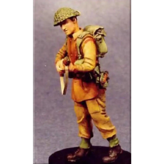 1/35 Resin Model Kit British Soldier Infantryman WW2 Unpainted - Model-Fan-Store