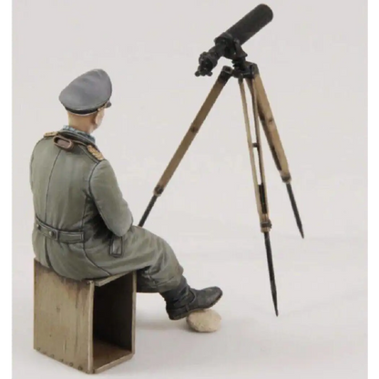 1/35 Resin Model Kit German Officer General Surveillance WW2 Unpainted - Model-Fan-Store