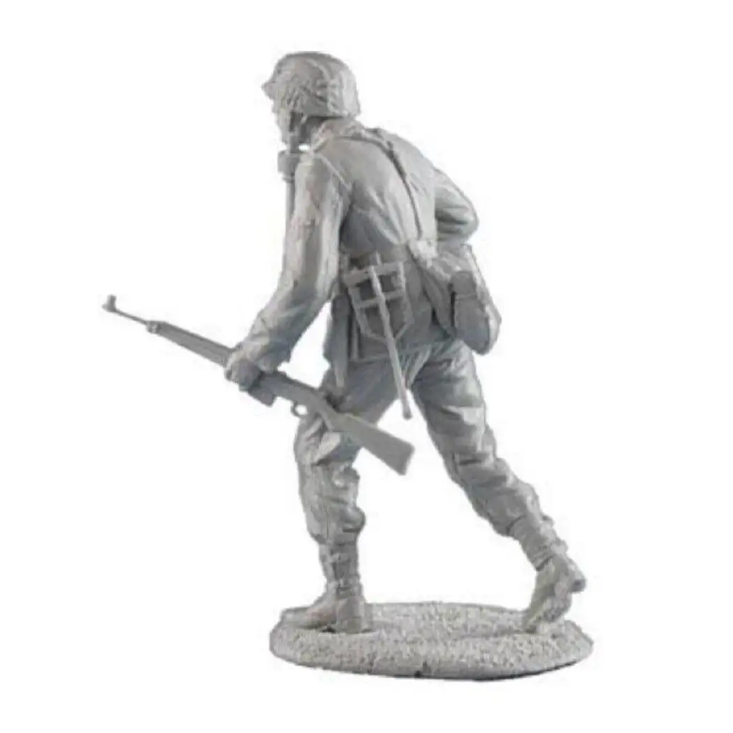 1/35 Resin Model Kit German Soldier Infantryman Rush WW2 Unpainted - Model-Fan-Store