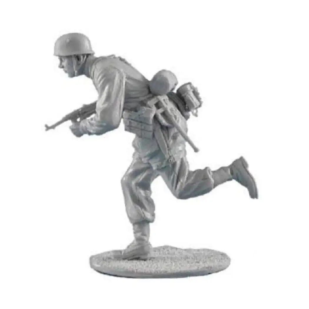 1/35 Resin Model Kit German Soldier Infantryman Rush WW2 Unpainted - Model-Fan-Store