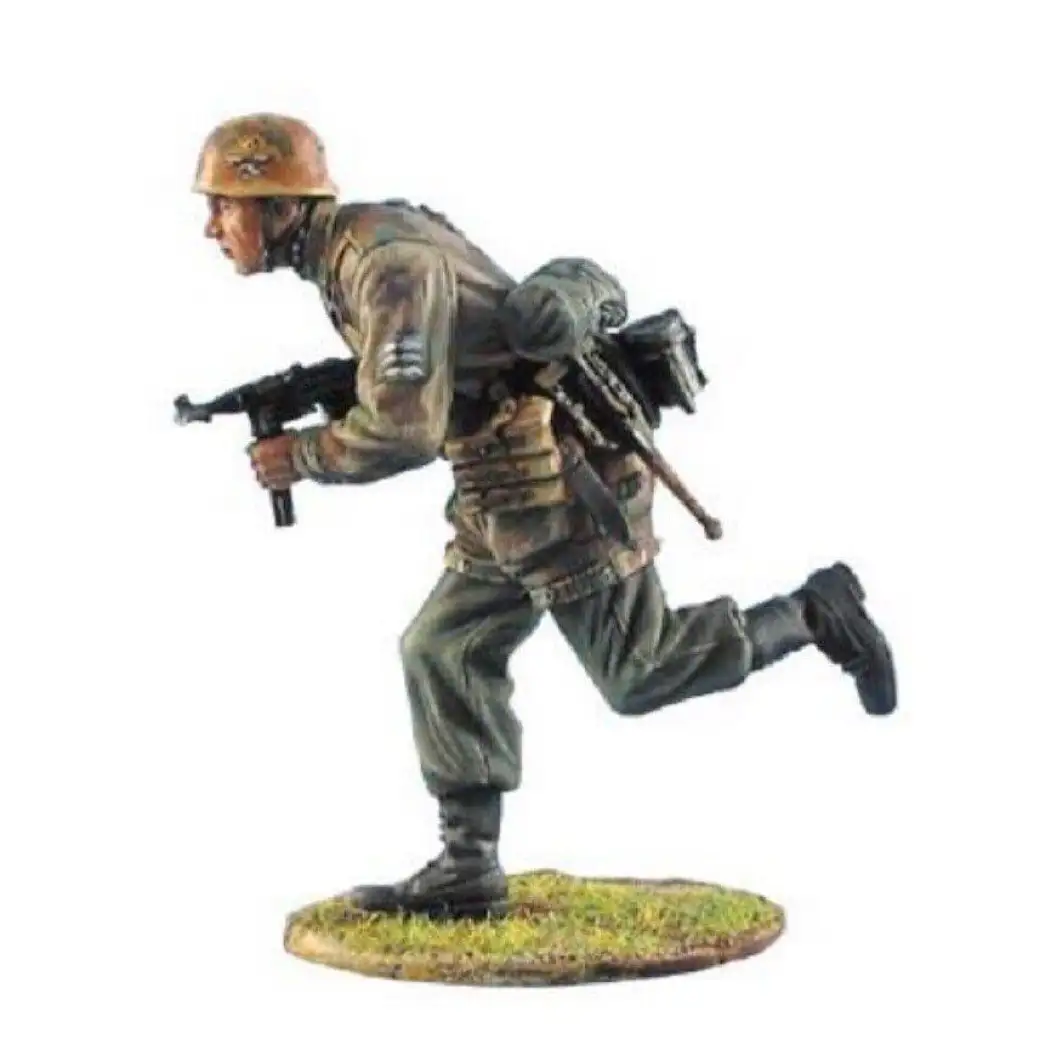 1/35 Resin Model Kit German Soldier Infantryman Rush WW2 Unpainted - Model-Fan-Store