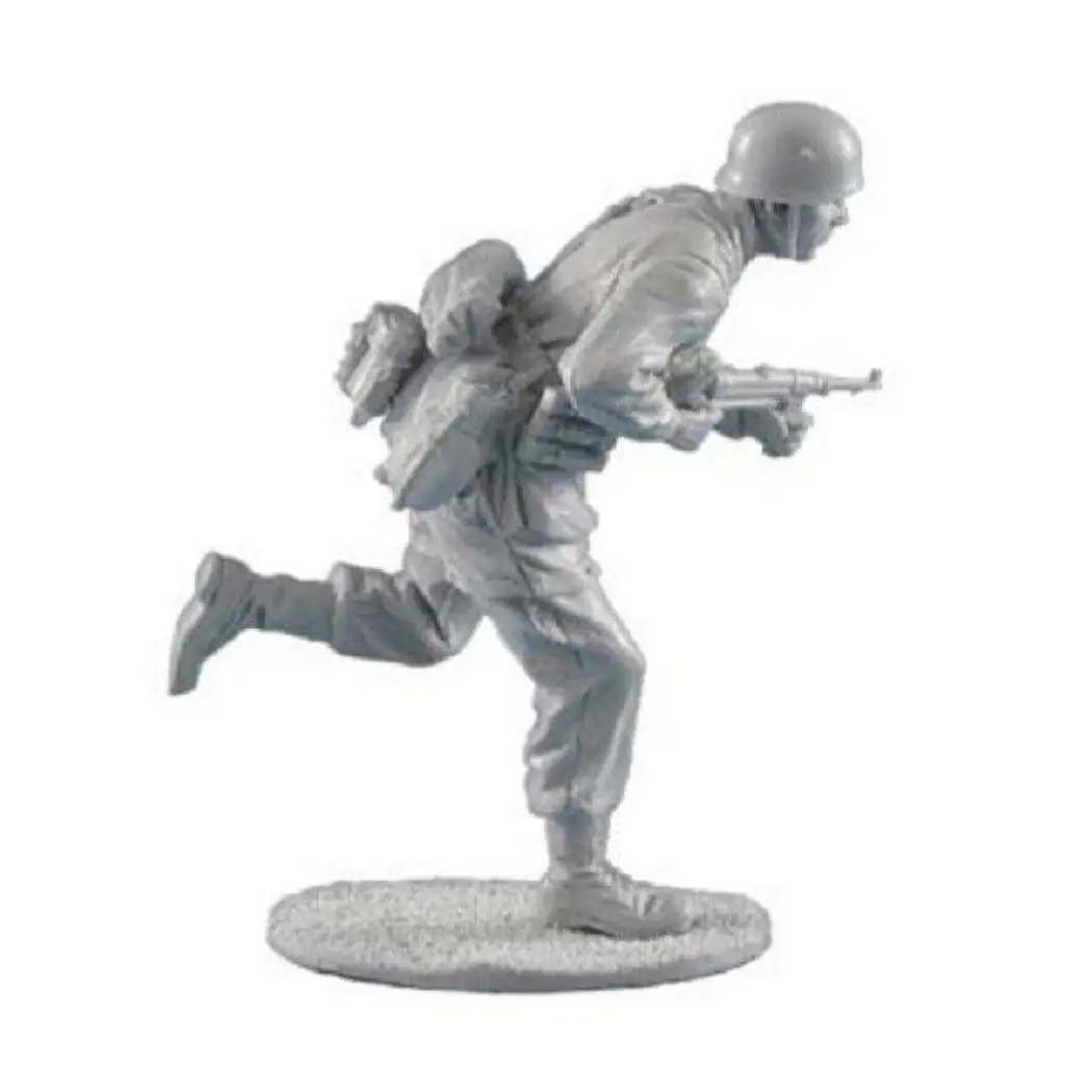 1/35 Resin Model Kit German Soldier Infantryman Rush WW2 Unpainted - Model-Fan-Store