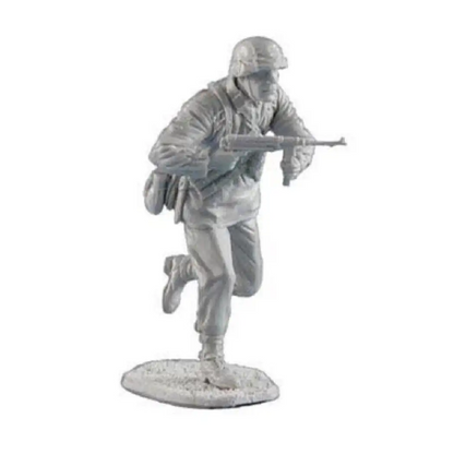 1/35 Resin Model Kit German Soldier Infantryman Rush WW2 Unpainted - Model-Fan-Store