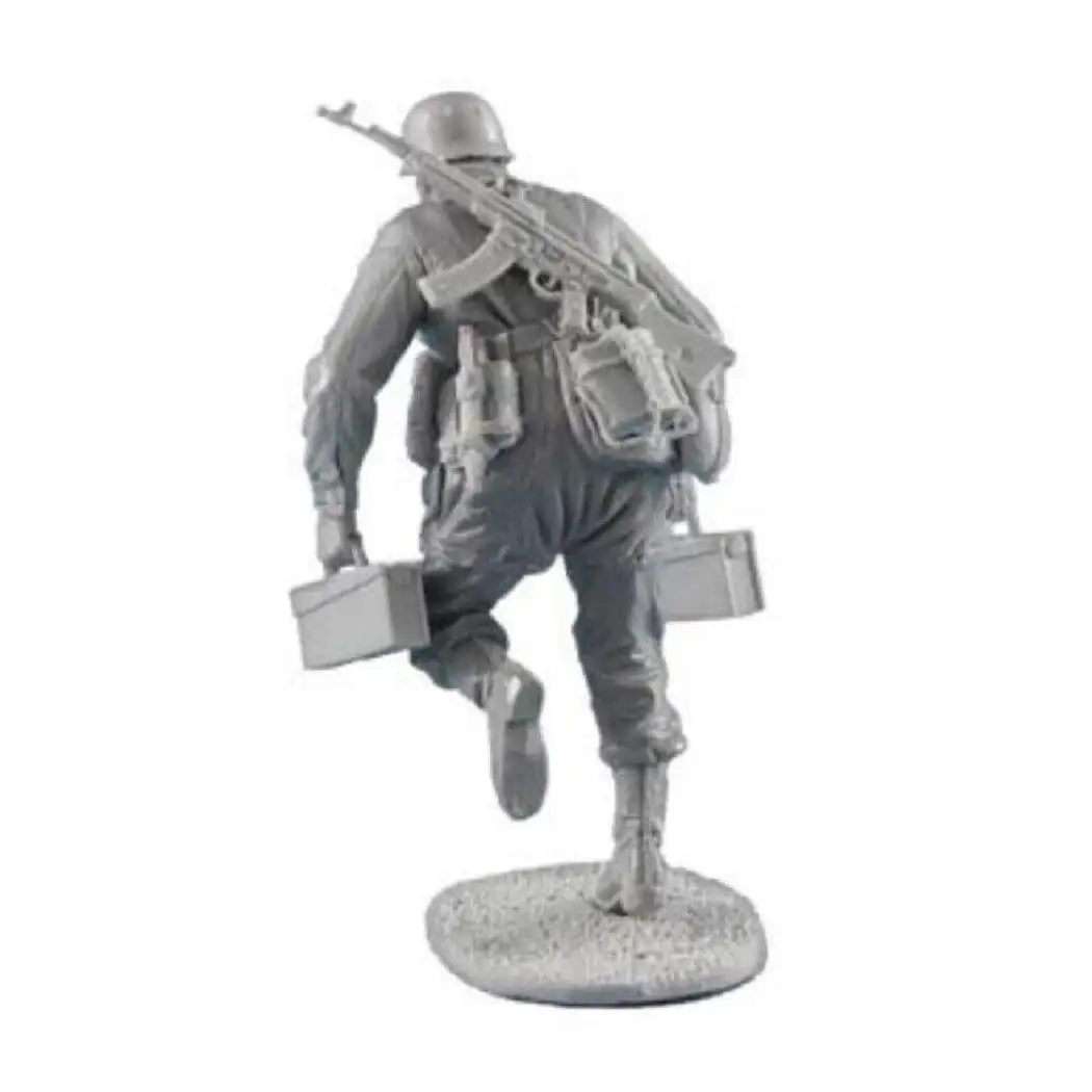 1/35 Resin Model Kit German Soldier Infantryman Rush WW2 Unpainted - Model-Fan-Store