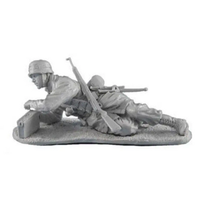 1/35 Resin Model Kit German Soldier Infantryman WW2 Unpainted - Model-Fan-Store