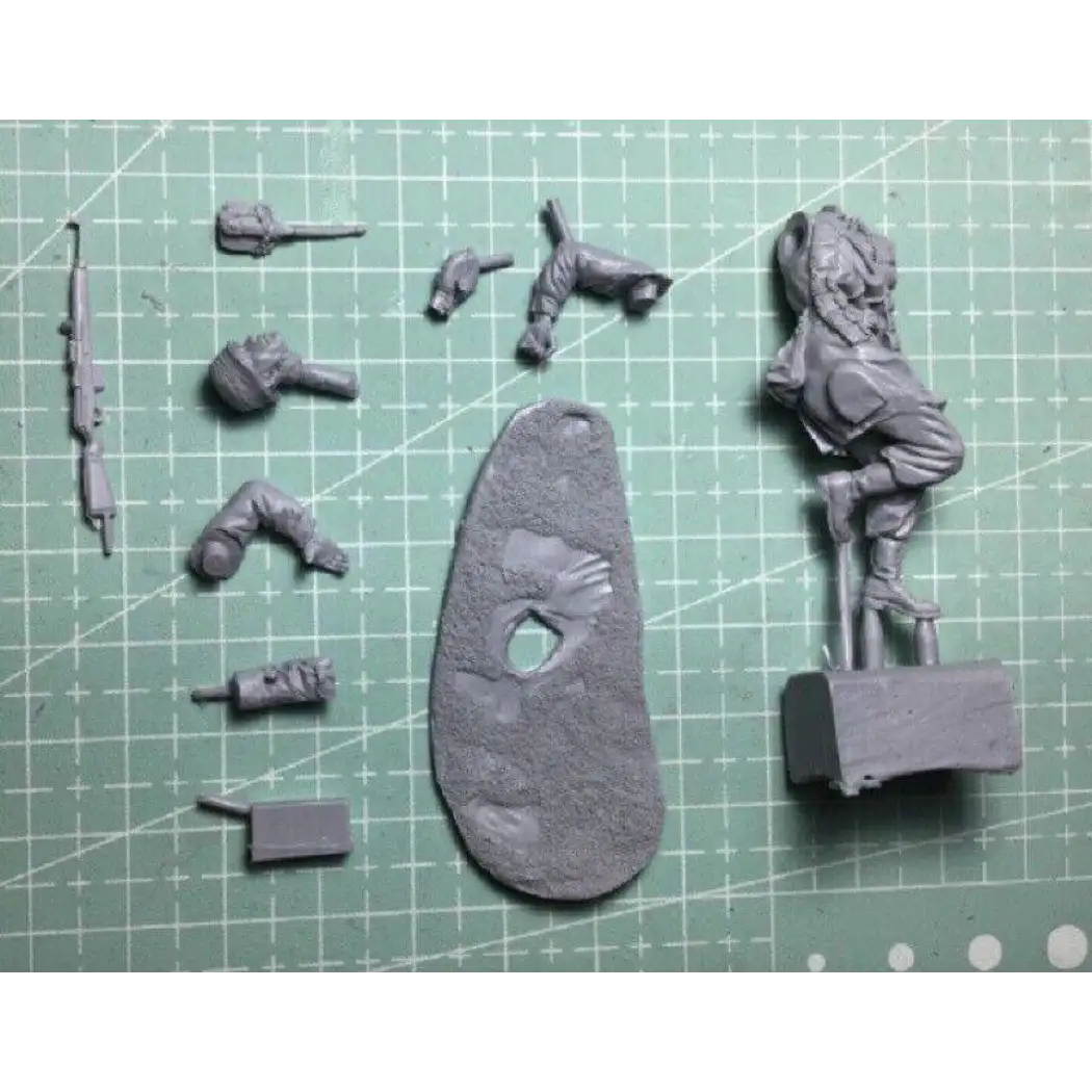 1/35 Resin Model Kit German Soldier Infantryman WW2 Unpainted - Model-Fan-Store