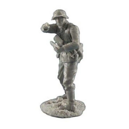 1/35 Resin Model Kit German Soldier Infantryman WW2 Unpainted - Model-Fan-Store