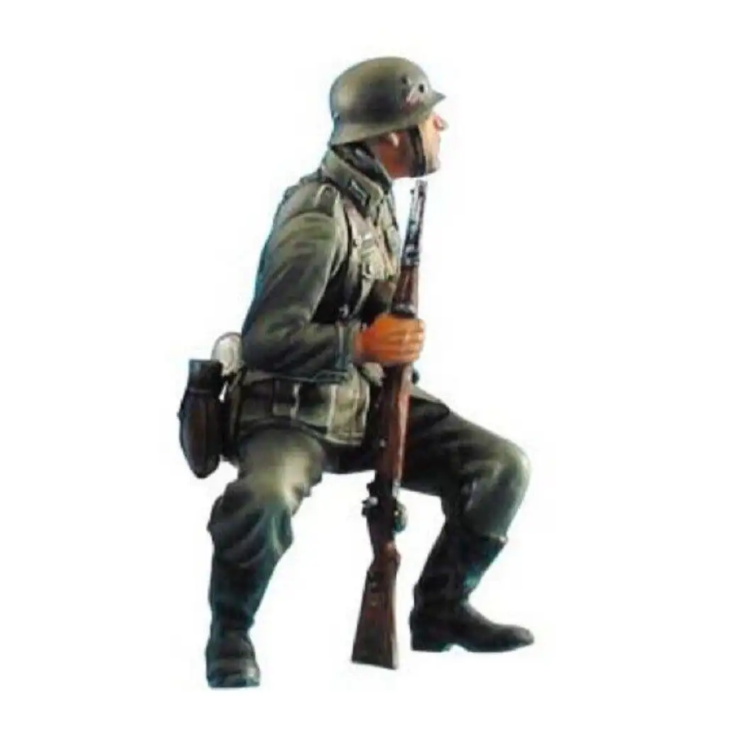 1/35 Resin Model Kit German Soldier Infantryman WW2 Unpainted - Model-Fan-Store