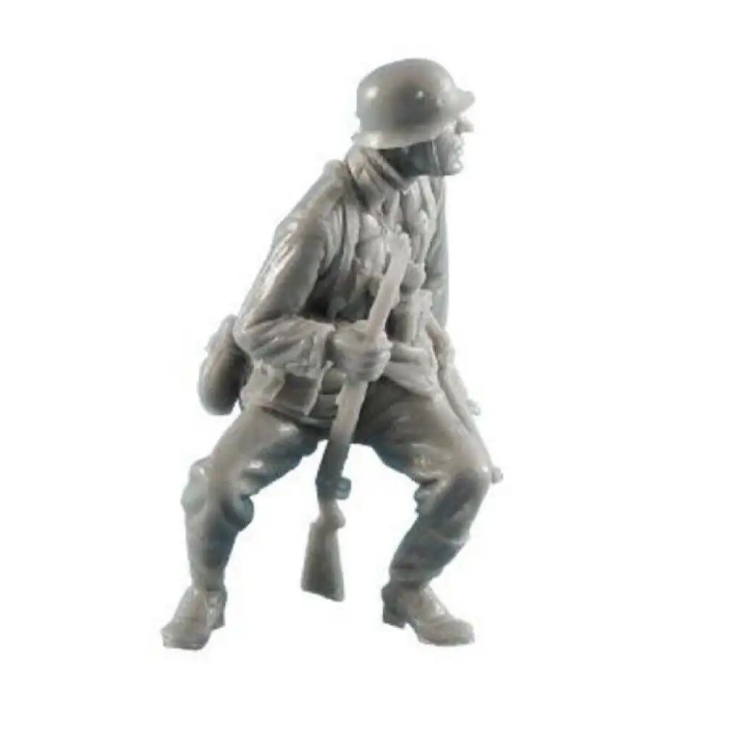 1/35 Resin Model Kit German Soldier Infantryman WW2 Unpainted - Model-Fan-Store