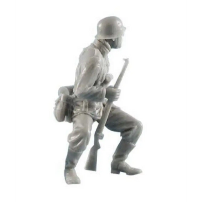 1/35 Resin Model Kit German Soldier Infantryman WW2 Unpainted - Model-Fan-Store