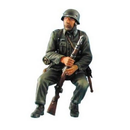 1/35 Resin Model Kit German Soldier Infantryman WW2 Unpainted - Model-Fan-Store