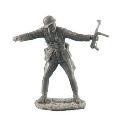 1/35 Resin Model Kit German Soldier Infantryman WW2 Unpainted - Model-Fan-Store