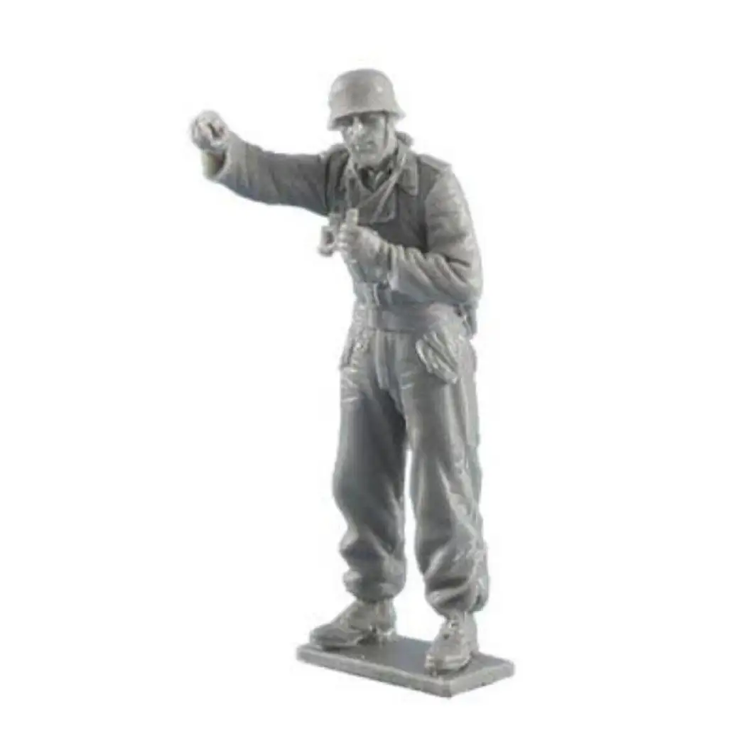 1/35 Resin Model Kit German Soldier Tank Commander WW2 Unpainted - Model-Fan-Store