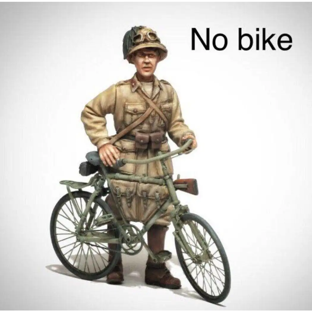 1/35 Resin Model Kit Italian Soldier Bicyclist no bike WW2 Unpainted - Model-Fan-Store