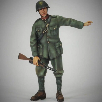 1/35 Resin Model Kit Italian Soldier Infantryman Checkpoint WW2 Unpainted - Model-Fan-Store
