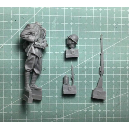 1/35 Resin Model Kit Italian Soldier Infantryman WW1 Unpainted - Model-Fan-Store