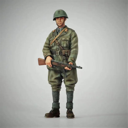 1/35 Resin Model Kit Italian Soldier Infantryman WW2 Unpainted - Model-Fan-Store