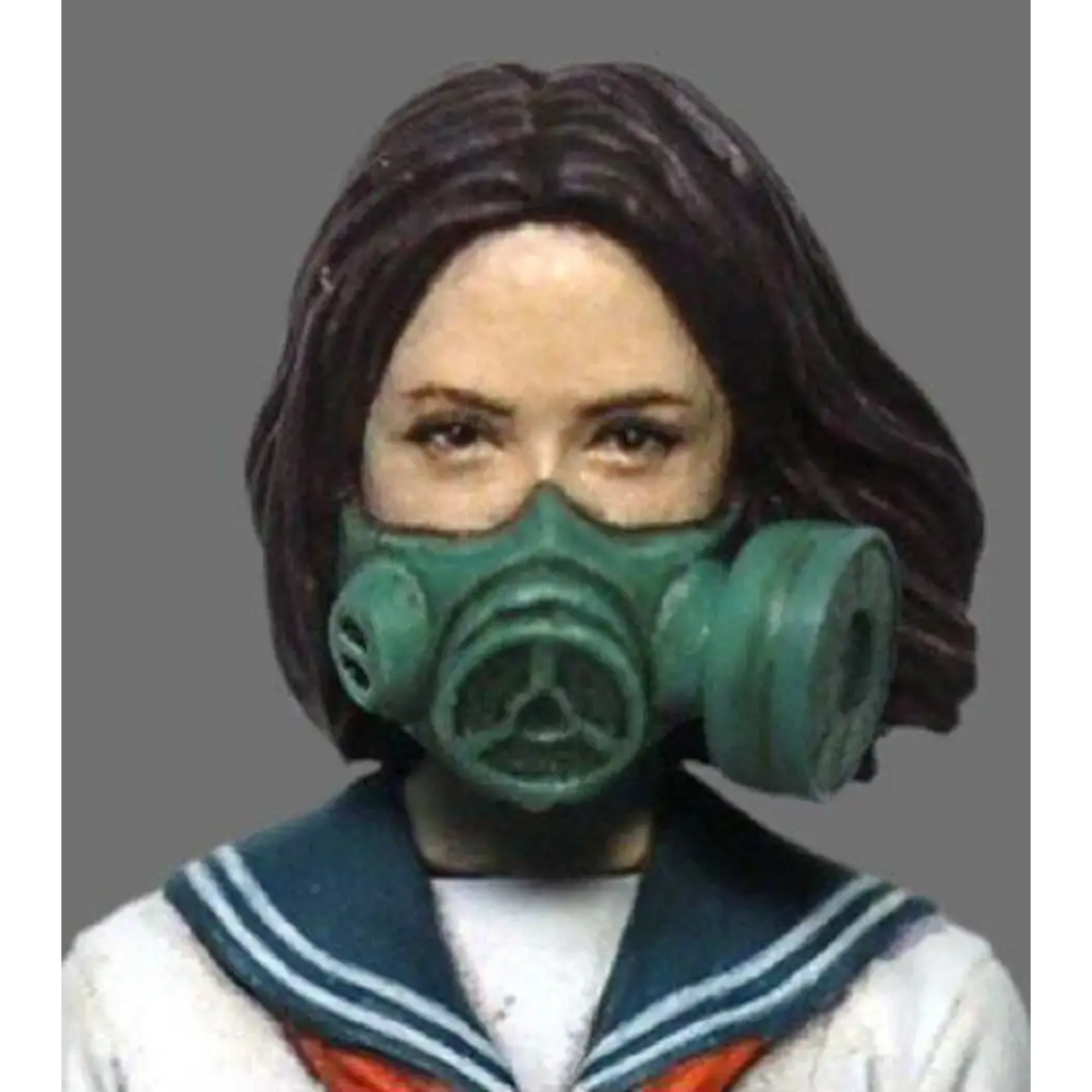 1/35 Resin Model Kit Modern Asian Girl in a Gas Mask Schoolgirl Unpainted - Model-Fan-Store